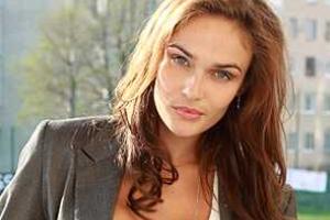 Алена Водонаева вновь примеряет фату