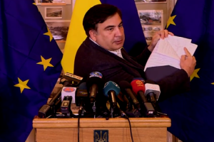 Саакашвили заявил о фальсификациях на выборах мэра Одессы 