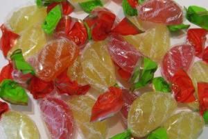 В Крыму прилавки магазинов завалены конфетами компании "Roshen"