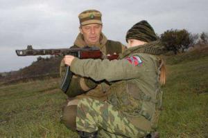 Боевики заявили, что украинские спецслужбы охотятся за малолетним бойцом бригады "Призрак"