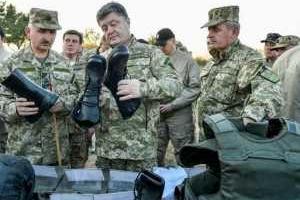 Бойцы ВСУ жалуются на "новую" зимнюю форму: нитки лезут и плавится даже около буржуйки. Видео