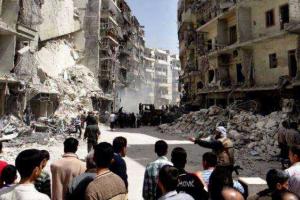 Безжалостные авиаудары ВВС РФ заставляют бежать из родных краев тысячи сирийцев