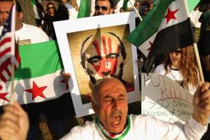 В Вашингтоне пикетировали Посольство РФ с требованием убираться из Сирии