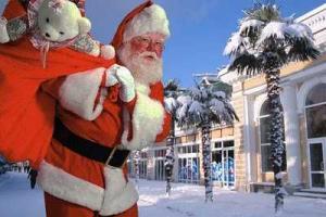 В оккупированной Ялте ожидают поток туристов и готовятся к Новому году