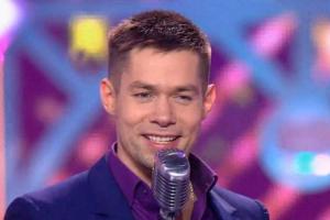 Фанатки в шоке от фигуры Стаса Пьехи