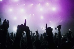 В штате Северная Каролина произошла трагедия: на школьников обрушился железобетонный навес