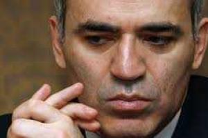 Каспаров: Остановить Путина сейчас будет труднее, чем это было бы два года назад, но легче, чем это будет через год