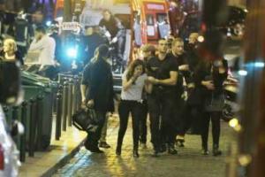 По одной из версий журналистов, теракт в  театре "Батаклан" был местью за поддержку Charlie Hebdo