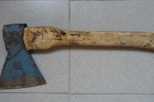 Брошенный женой житель Ростова-на-Дону, напившись, зарубил топором двух своих детей