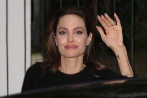 Поклонники Анджелины Джоли разочарованы худобой актрисы