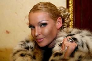 Анастасия Волочкова нагрубила подписчикам в Instagram