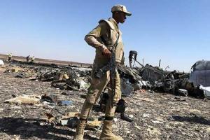 Международный скандал: журнал Charlie Hebdo выпустил номер с карикатурами на авиакатастрофу российского лайнера