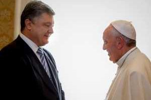 Порошенко пригласил Папу Римского посетить Украину