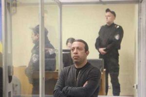 Защита просит суд отдать Корбана на поруки 17-ти депутатам