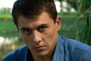 Актер Игорь Петренко впервые вышел на публику с новой возлюбленной и годовалой дочкой 