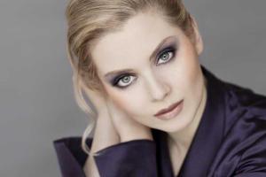 Лена Ленина из-за страшных событий во Франции срочно вылетает из Москвы в Париж к семье