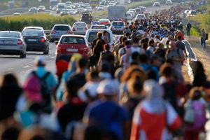 Польша отказалась от своих обязательств и "закрыла двери" перед беженцами с Востока