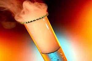 ЧП в столице: из киевского лицея девятиклассники попали на больничную койку с отравлением химическим веществом