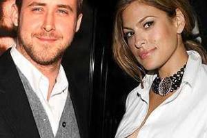 Звездная пара Райан Гослинг и Ева Мендес вышли в свет с годовалой малышкой