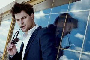 Актер Данила Козловский показал на камеру страстную любовь