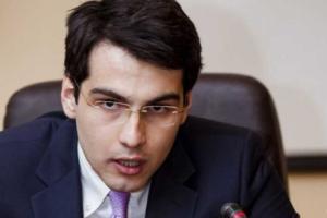 Сакварелидзе: Помощник Суркова объявлен в международный розыск
