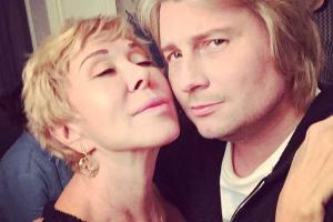 Певец Николай Басков подарил Любови Успенской сумку из крокодиловой кожи