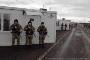 Через новый КПП "Марьинка" за день могут пройти 10 тысяч человек и 5 тысяч машин