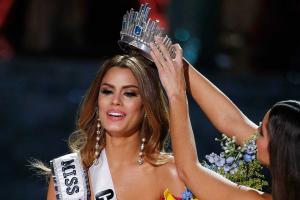 Финалистке конкурса "Мисс Вселенная" предложили сняться в фильмах "для взрослых" за миллион долларов