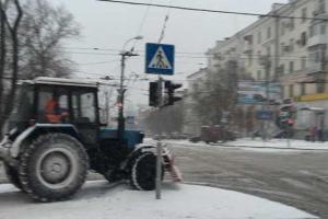 Донецк засыпает снегом