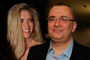 Константин Меладзе впервые публично со сцены назвал Веру Брежневу женой