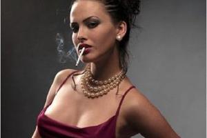 Поклонники Даши Астафьевой советуют певице вести себя скромнее