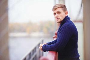 Украинский актер в центре Киева задержал вооруженного грабителя