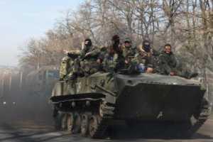 Боевики развернули в Коминтерново штаб и нагнали технику: стоит ожидать наступления - боец "Барс"