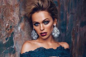 Звезда сериала "Универ" родила дочь