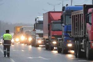 Российские дальнобойщики призывают коллег и народ не бояться и "идти на Москву"