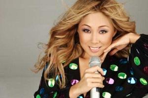 Певица Анита Цой встретит Новый год на сцене