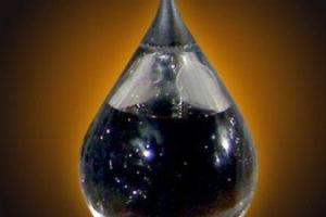 Эксперты: в 2016 году возможно резкое падение цены на нефть до 20 долларов