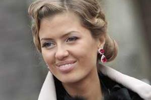 Светская львица Виктория Боня не спешит узаконивать отношения с отцом своей дочери