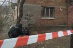 Во время смертоносного взрыва в Киеве вместе с мужчиной чуть не погибли его жена и ребенок