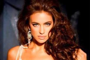 Модель Ирина Шейк показала снимки со своей тренировки