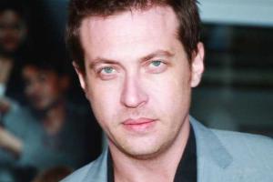 Актер Кирилл Сафонов показал пикантное фото красавицы-жены