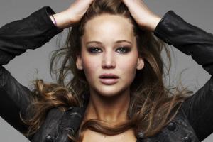 Звезда фильма "Голодные игры" ненавидит Новый год