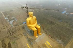 В Китае установят гигантский памятник Мао Цзедуну