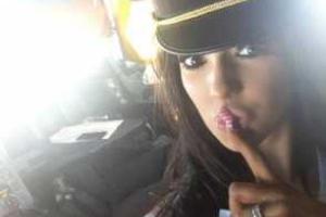 Фотомодель Хлоя Кан шокировала поклонников новой грудью после пластической операции