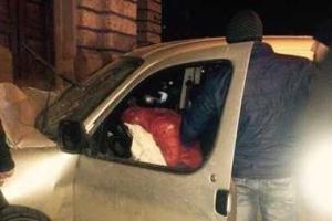 Во Львове иномарка, летевшая по ночному городу, врезалась в здание Оперного театра