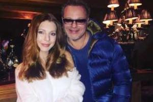 Наталья Подольская с семьей отдыхает на курорте в Альпах