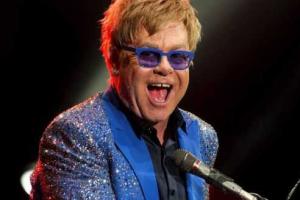 Элтон Джон презентовал публике новый романтический клип 