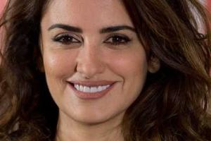 Актриса Пенелопа Крус ради роли сбрила свои роскошные волосы