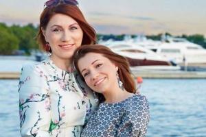 Дочка Розы Сябитовой отдыхала на море и встречала Новый год со звездной мамой, без мужа