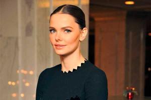 Актриса Лиза Боярская показала семейное новогоднее фото 